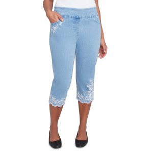 Alfred Dunner Petite Classic Floral Embroidered Capris
