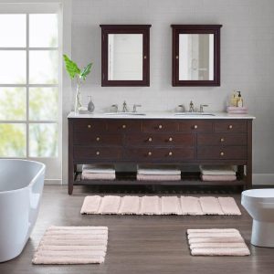 Madison Park Tufted Pearl Channel Rug